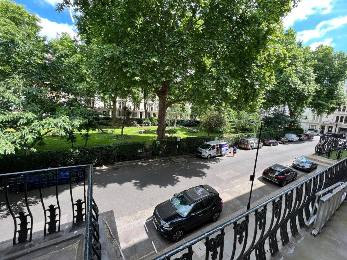 Hyde Park Studio Has Private Balcony With Tranquil Garden View Londen Buitenkant foto